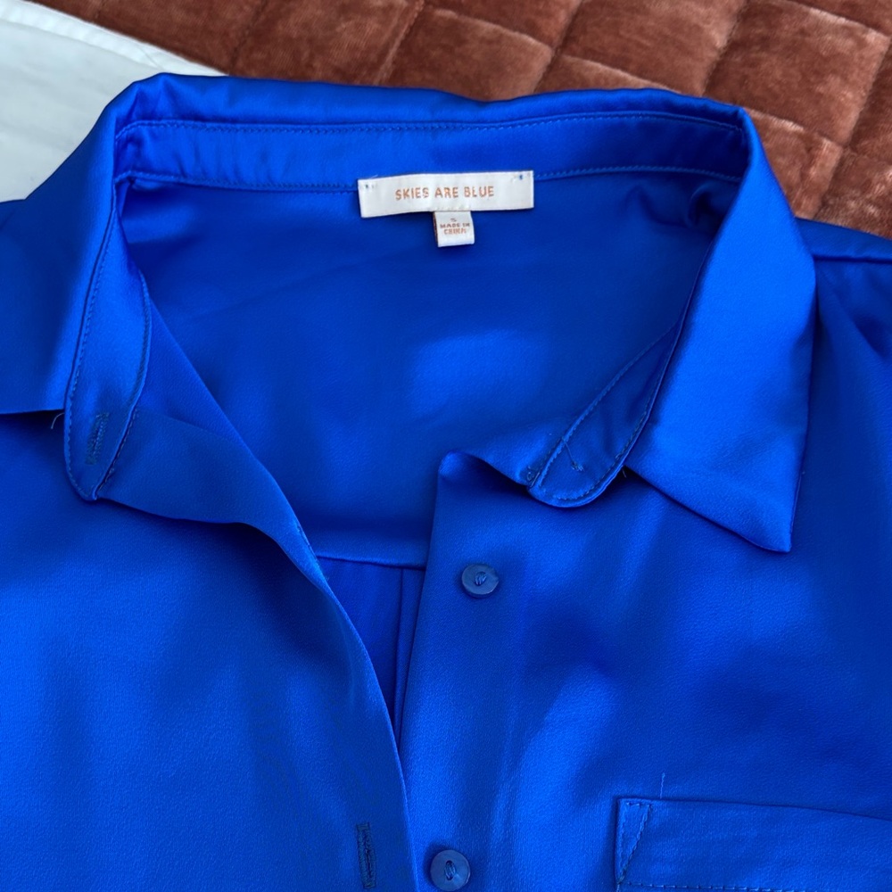 Skies Are Blue Women's Vibrant Blue Blouse